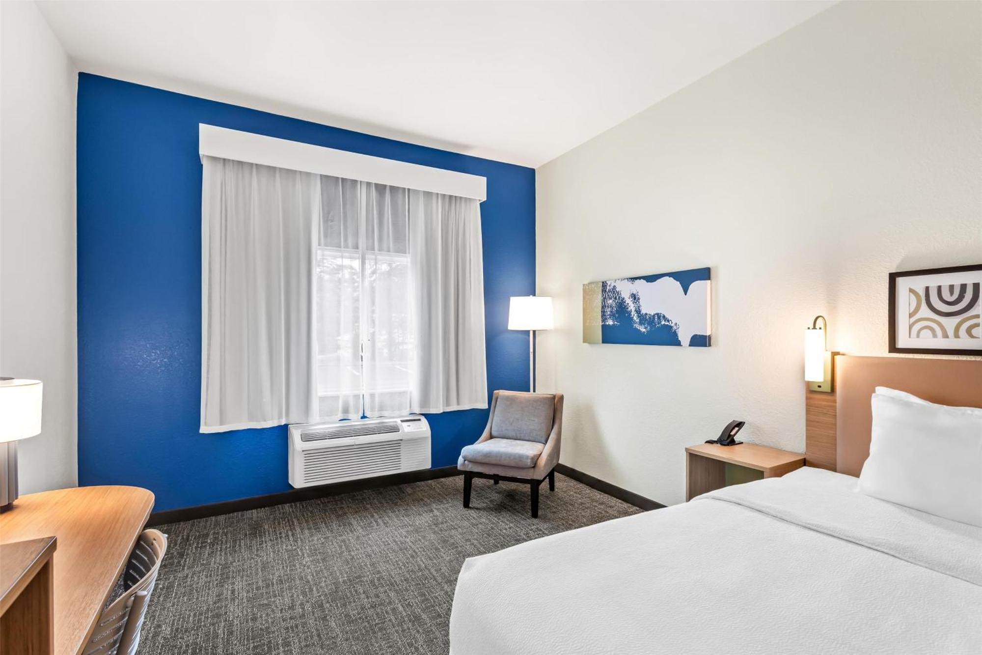 Hotel Spark By Hilton 3*