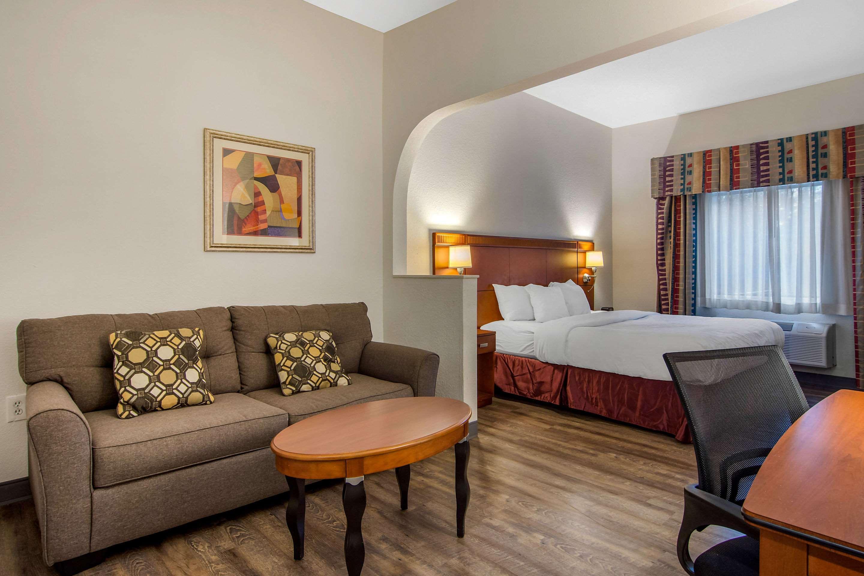 Spark By Hilton 3*